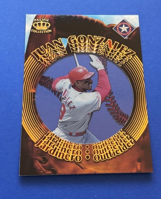 1997 Pacific Crown Collection Prism Gate Attractions #GA-16 Juan González – Nice