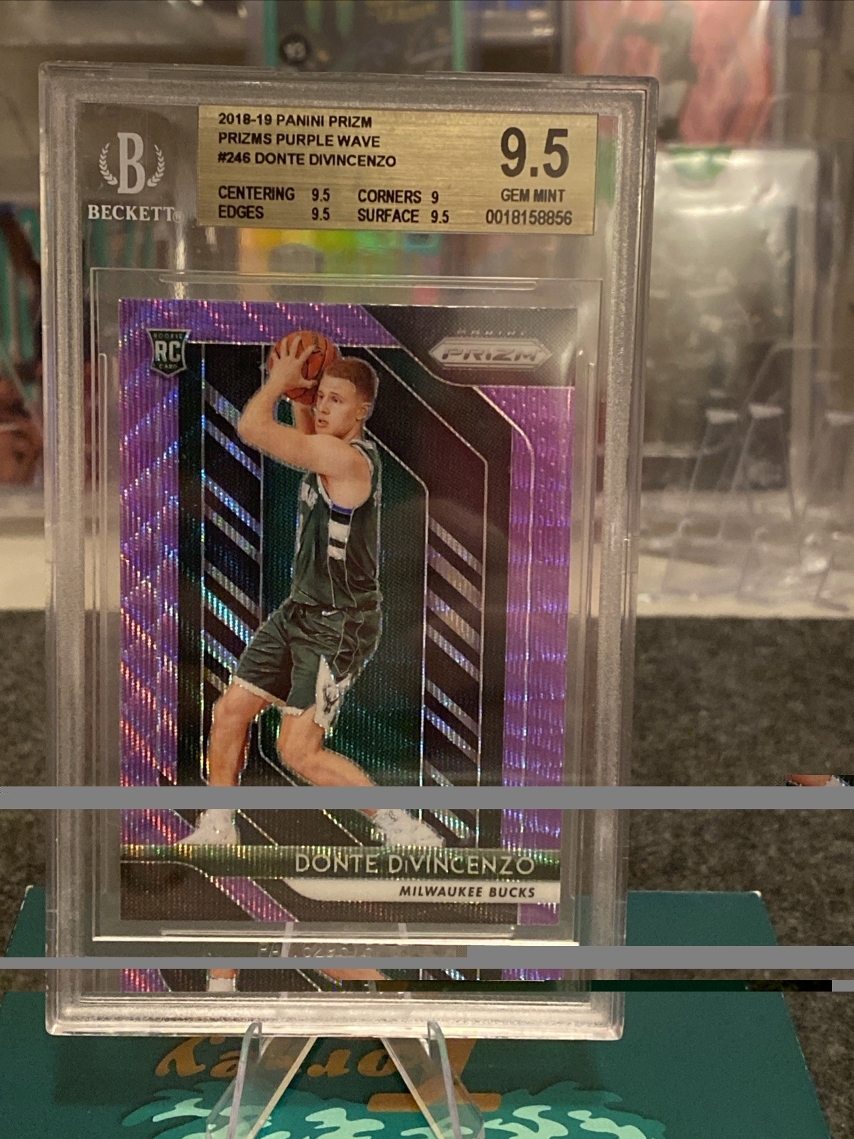 2018-19 Panini Prizm – Donte DiVincenzo #246 Purple Wave Prizm (RC)