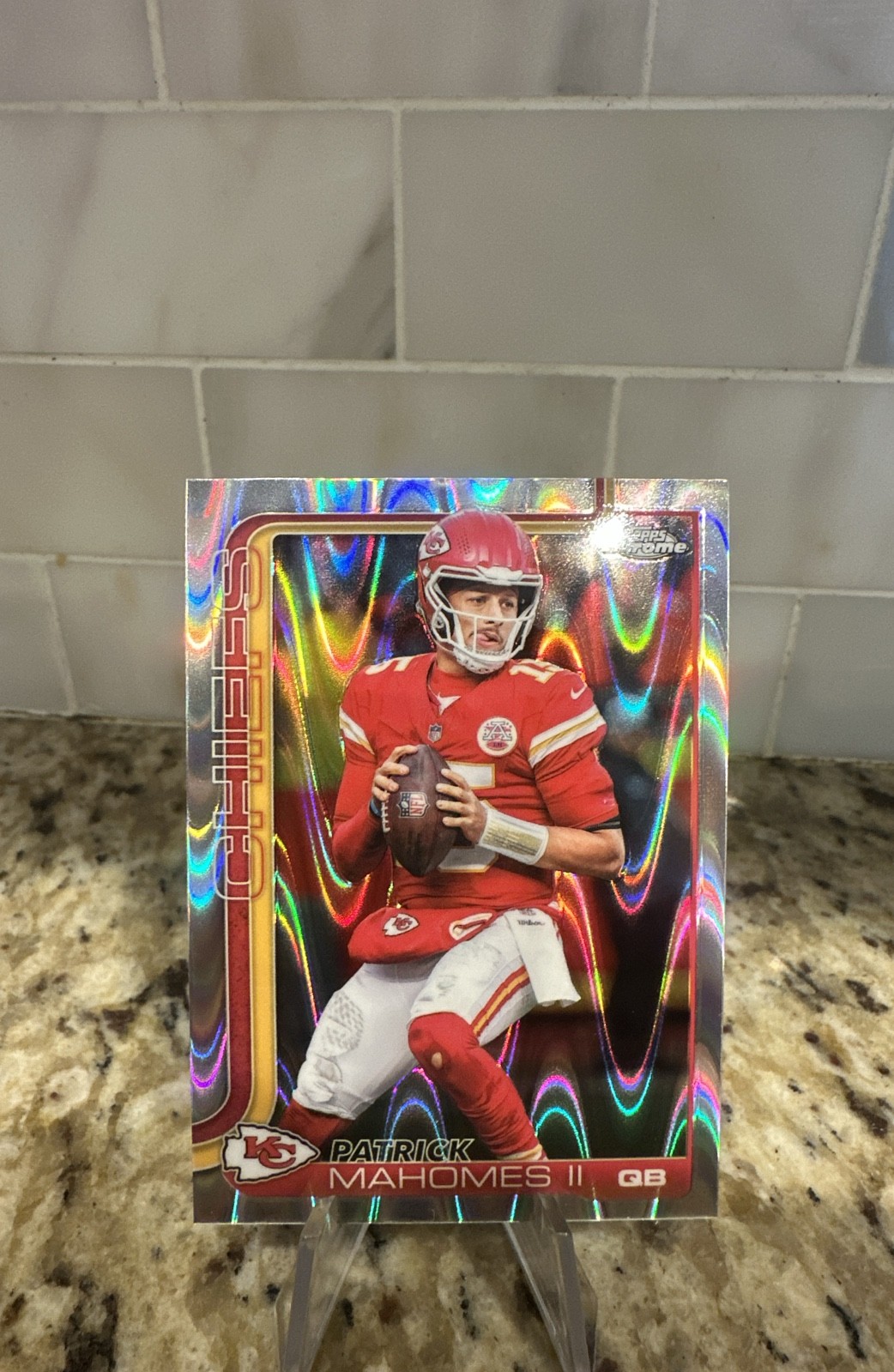 2025 Topps Chrome – Patrick Mahomes II #148 RayWave Refractor