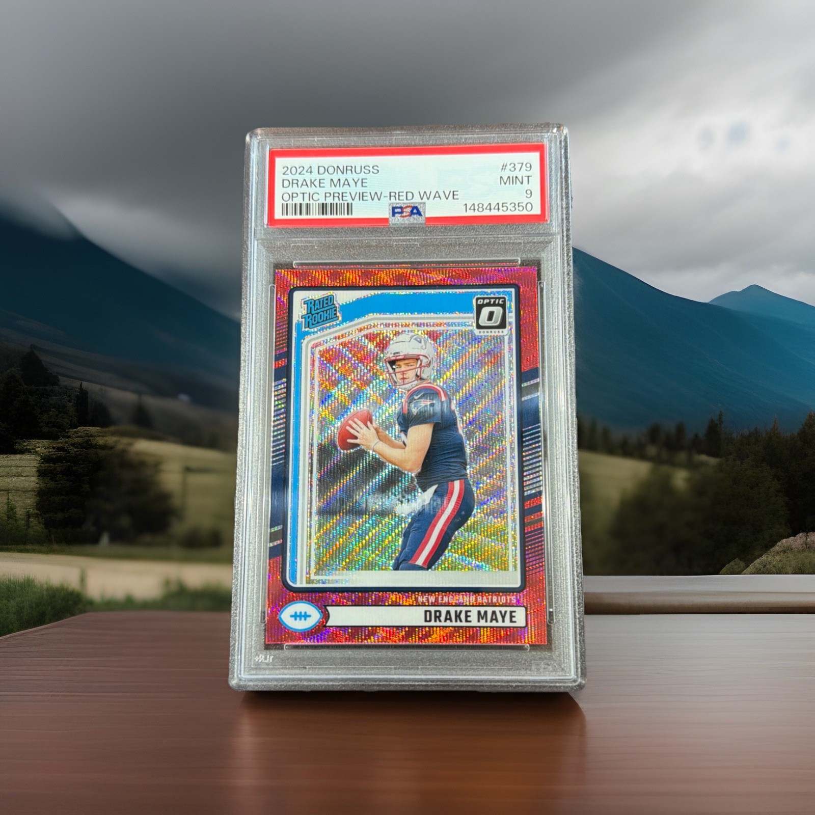 2024 Donruss Football Drake Maye Optic Preview Red Wave #379 PSA 9 NE Patriots