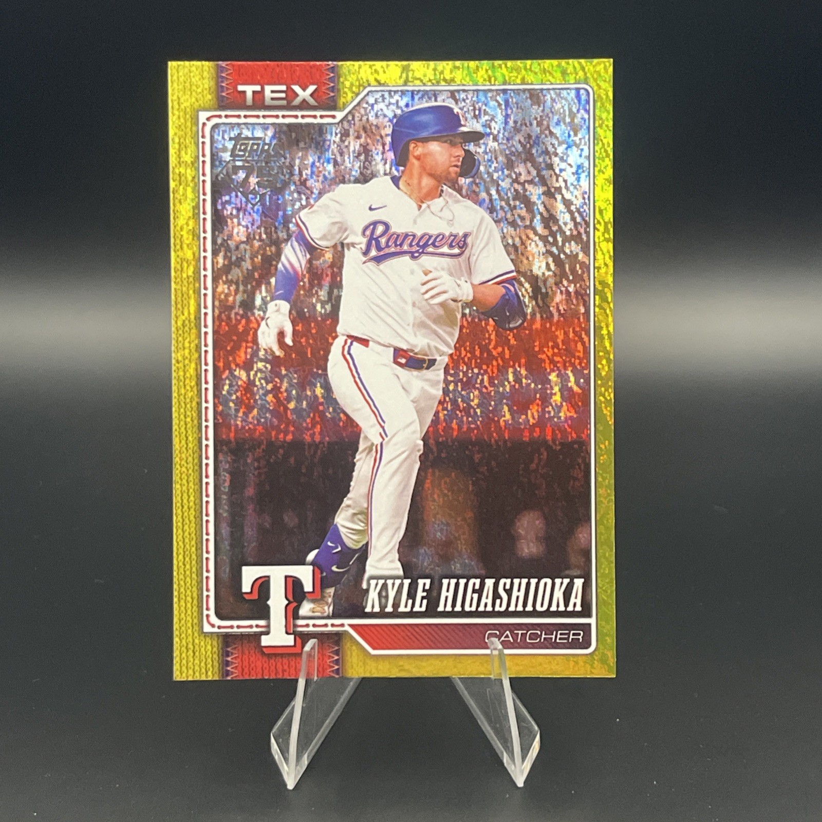 2025 Topps Update Series – Kyle Higashioka – Gold Holo Parallel 15/50 – #US207