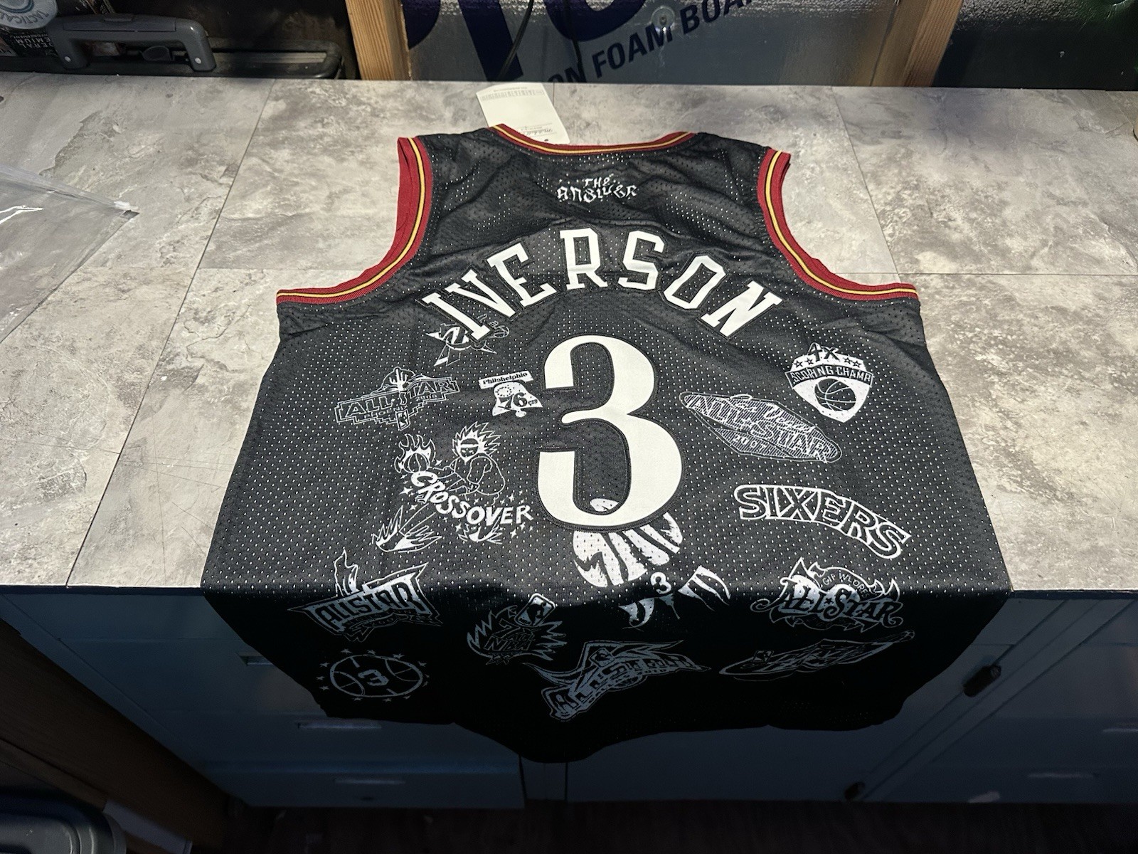 Men’s Philadelphia 76ers Allen Iverson Mitchell & Ness Tattoo Swingman Jersey MD