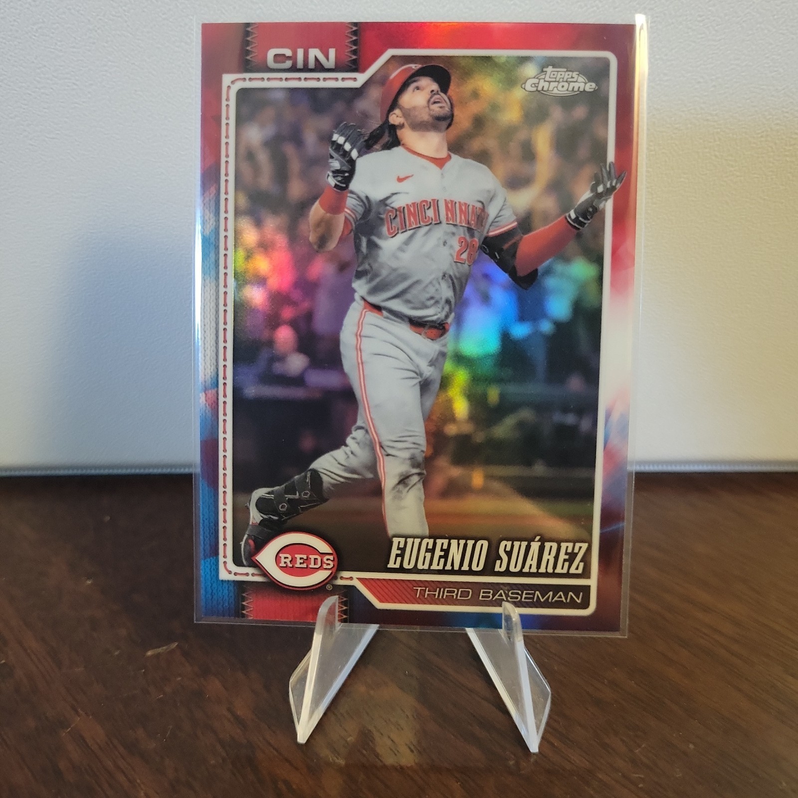 2026 Topps Chrome Eugenio Suarez #203 Red White Blue Refractor Cincinnati Reds