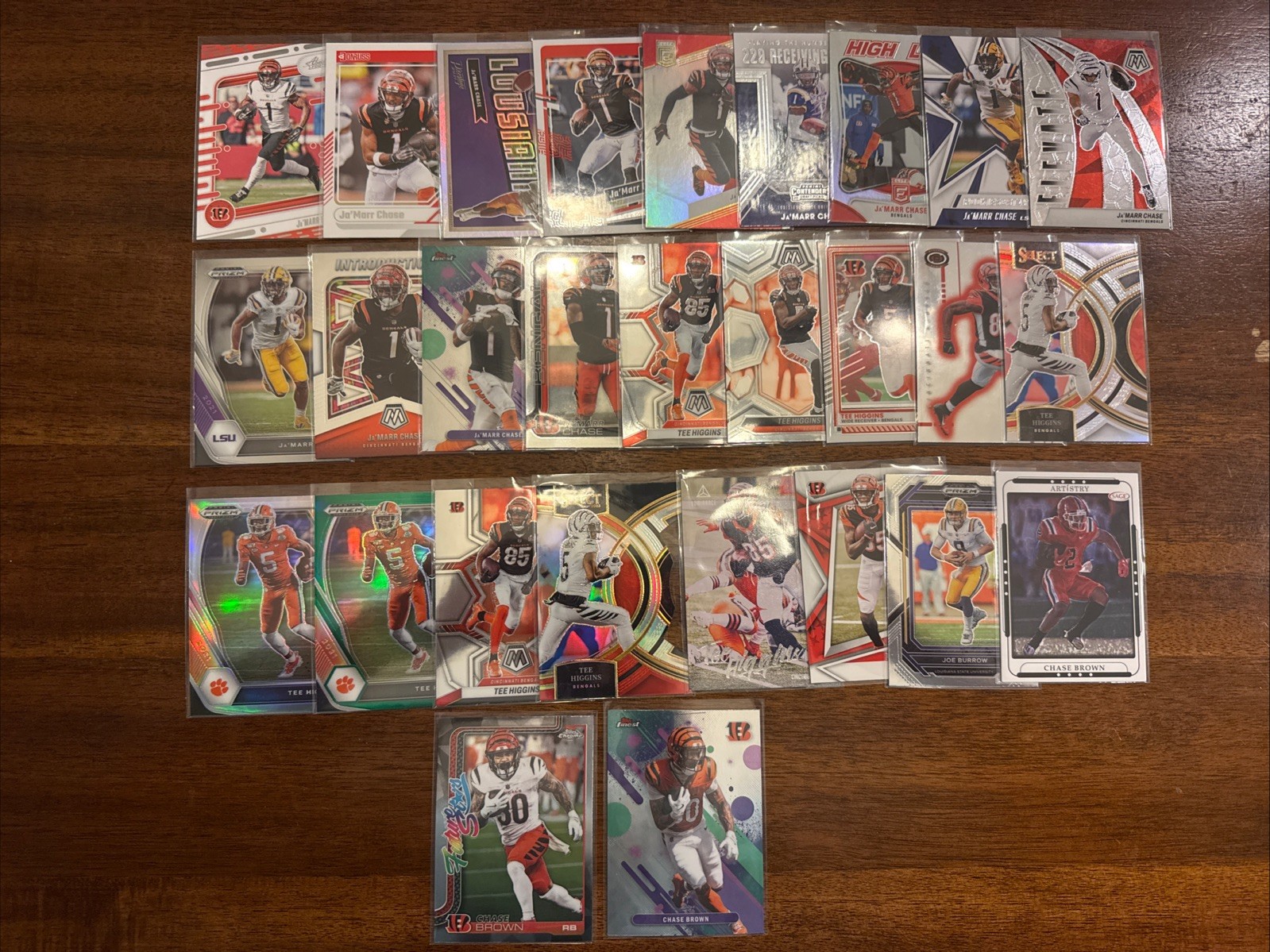 Lot Of 28 Cincinnati, Cincinnati Bengals Cards NFL Burrow/Higgins/Chase/Brown !!