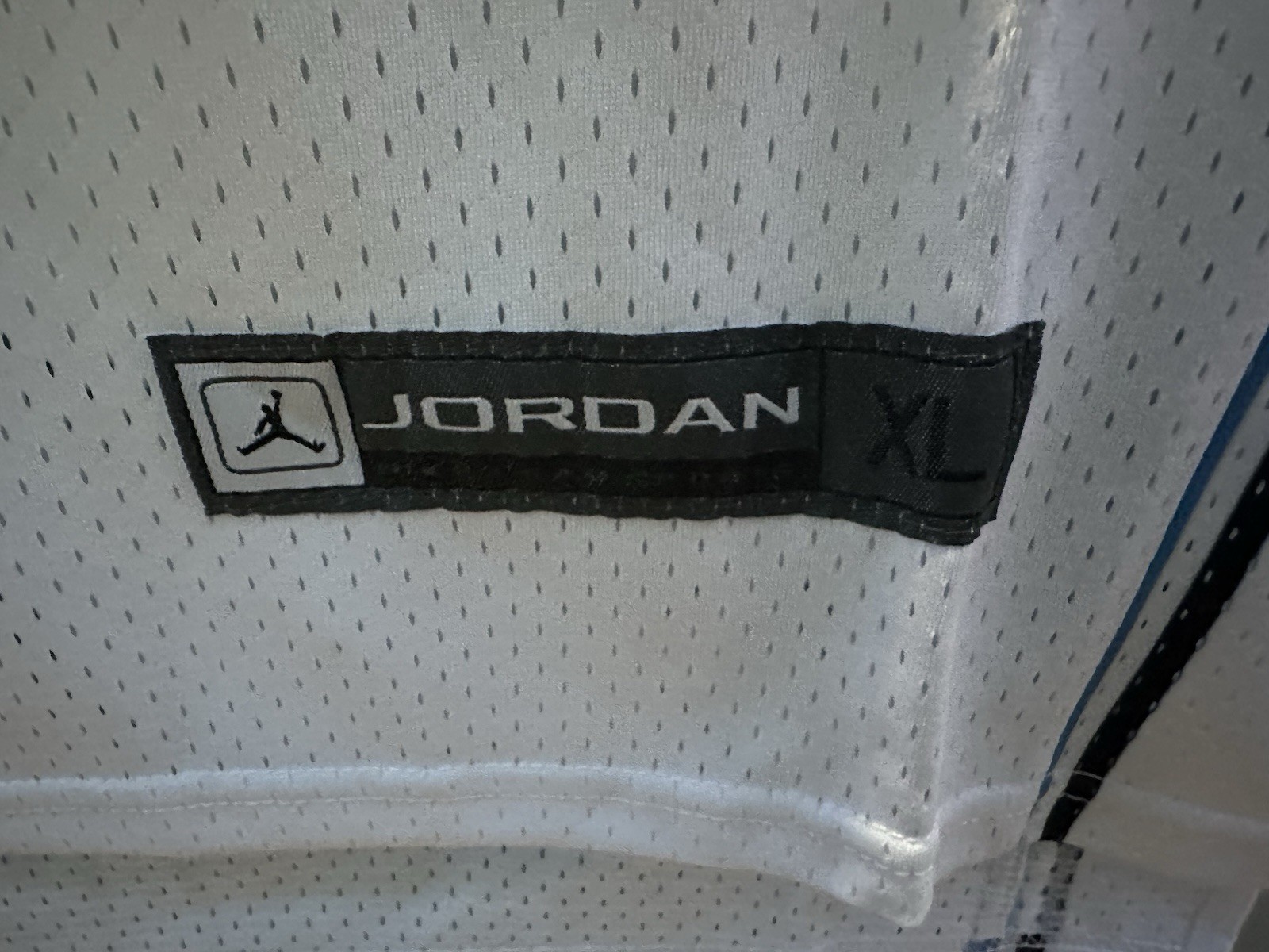 NWT Michael Jordan #23 North Carolina Elite Limited Jersey White XLarge