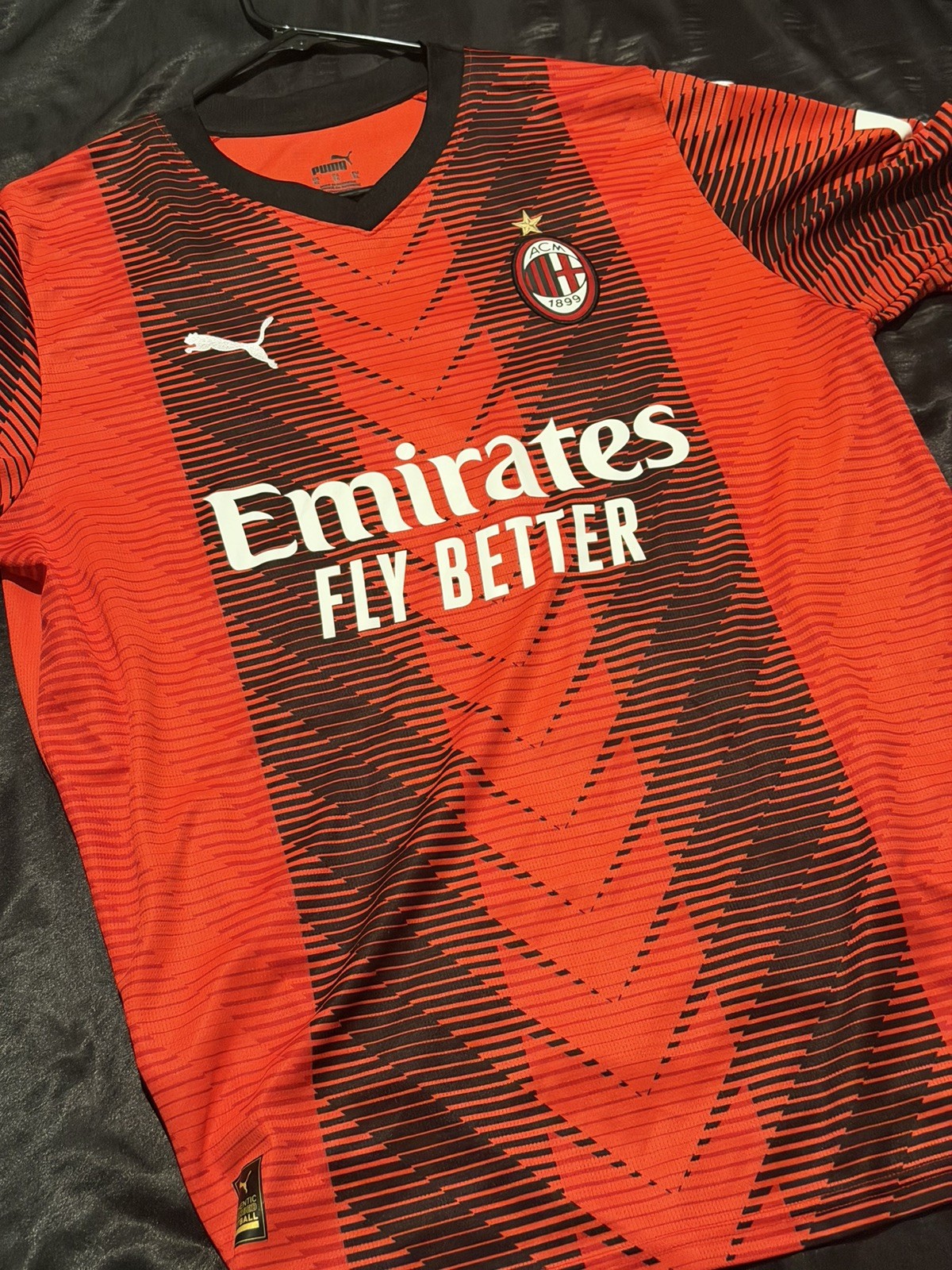 AC Milan 23/24 Home Kit Size X-Large