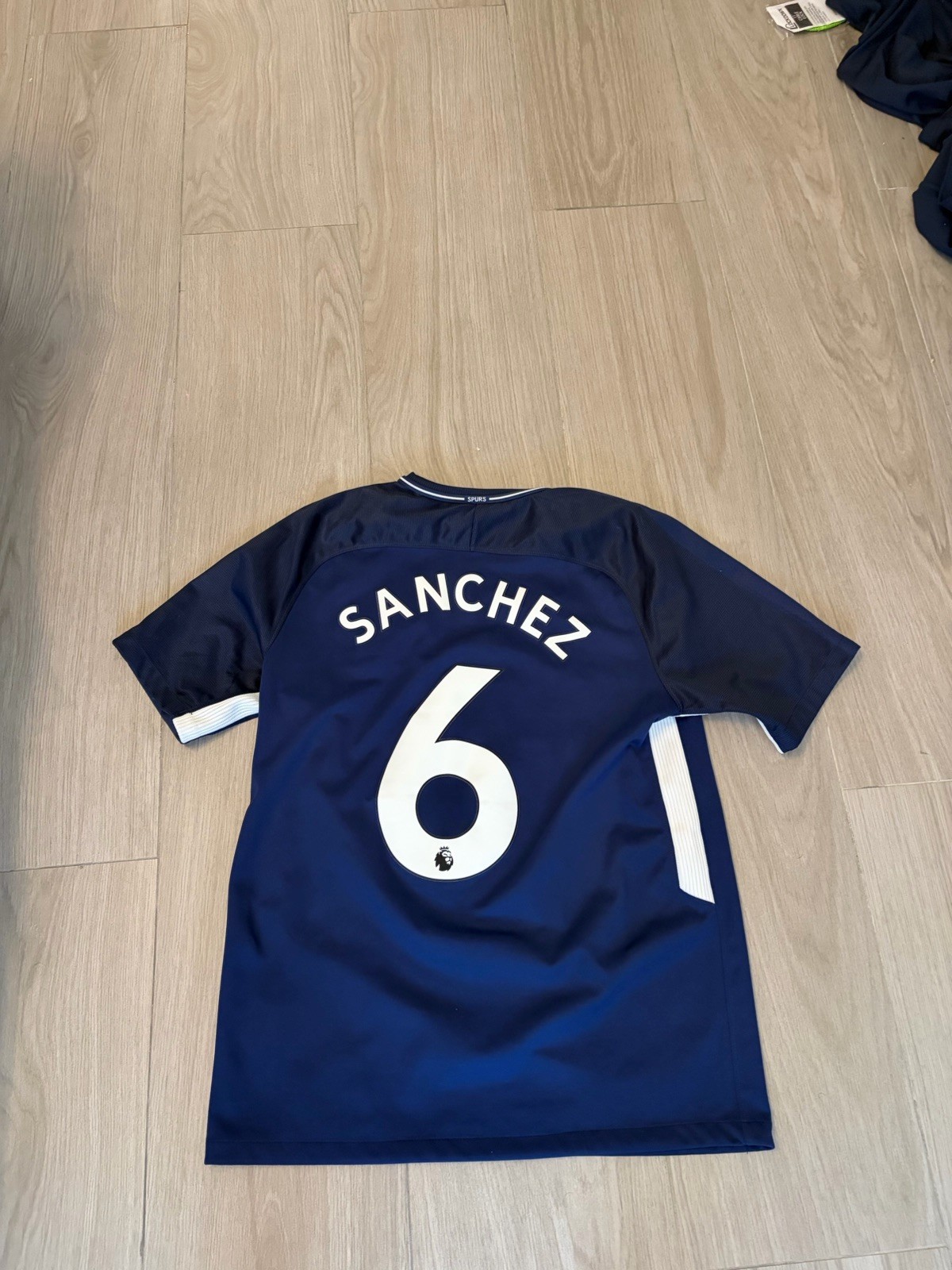 Tottenham Hotspur Jersey Mens Medium Premier League Soccer Nike Dri-FIT 2017