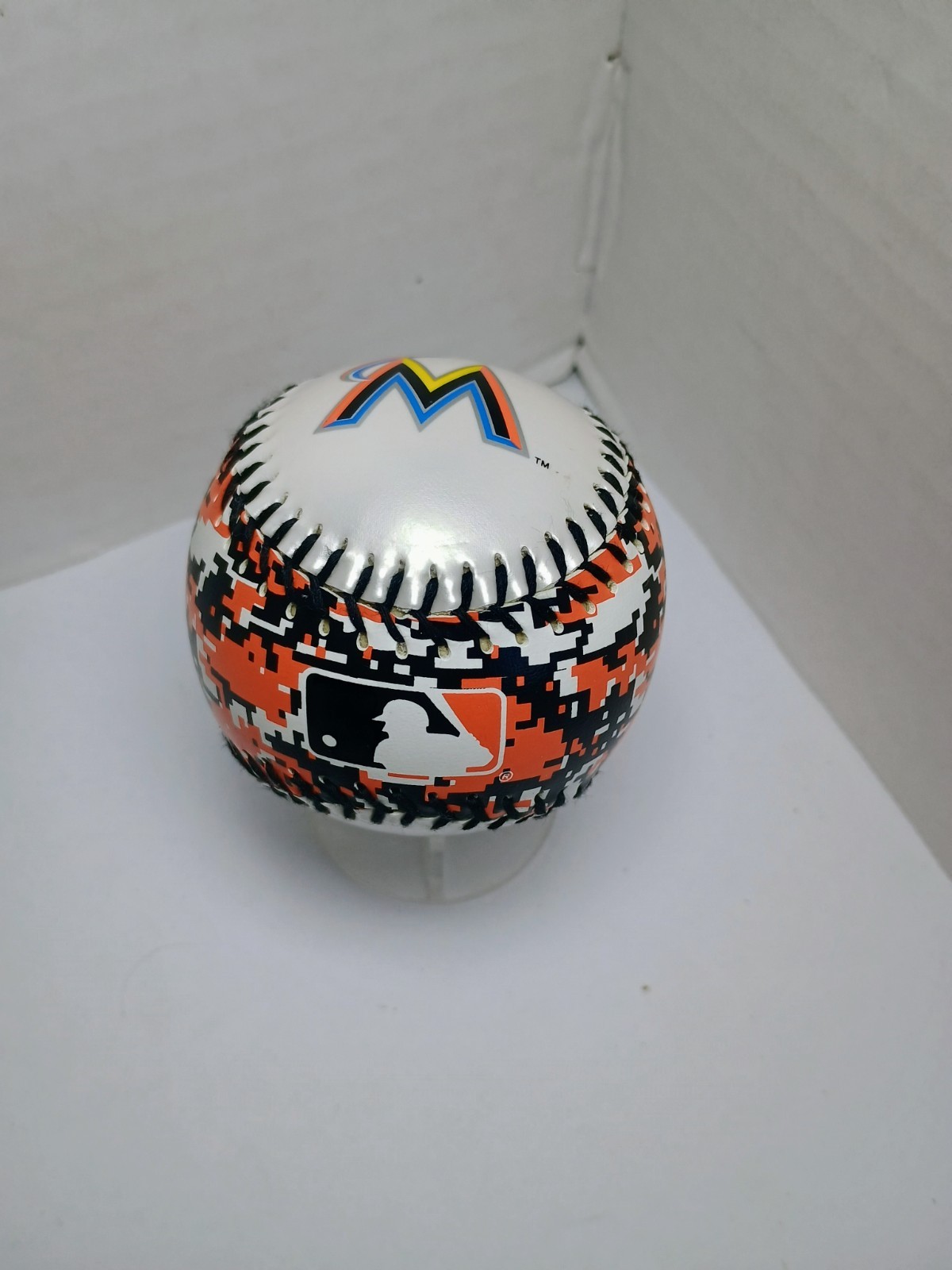 MIAMI MARLINS Souvenir Collector’s Baseball Your Choice