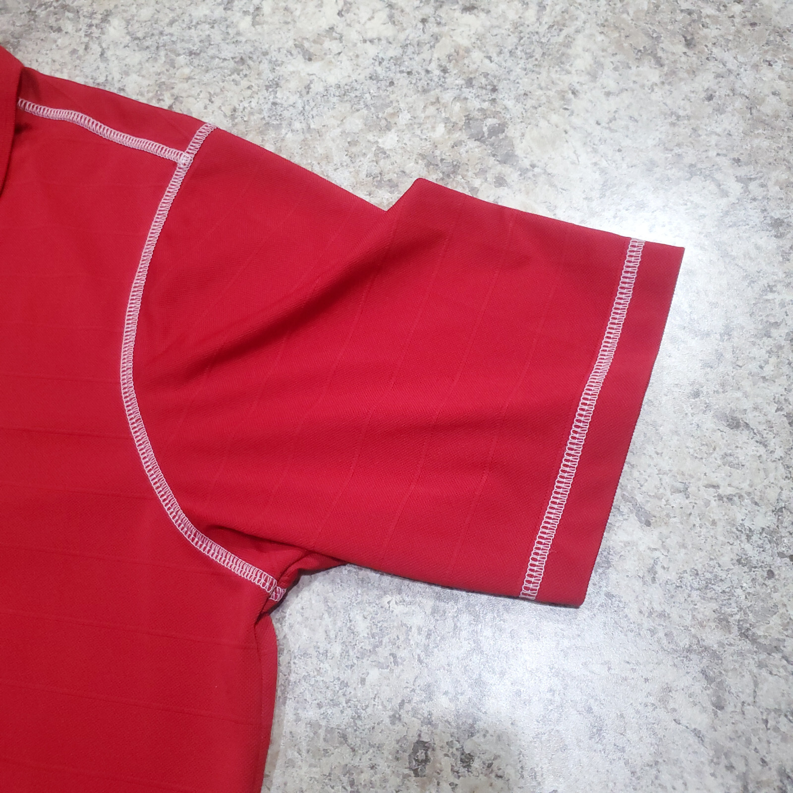 Chicago Blackhawks Polo Shirt Men L Red Sport Hockey NHL Logo Playoffs Polyester