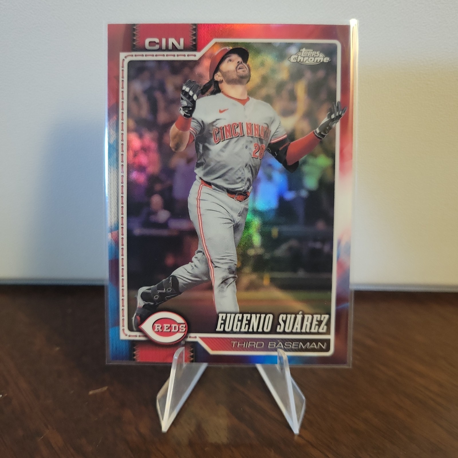 2026 Topps Chrome Eugenio Suarez #203 Red White Blue Refractor Cincinnati Reds