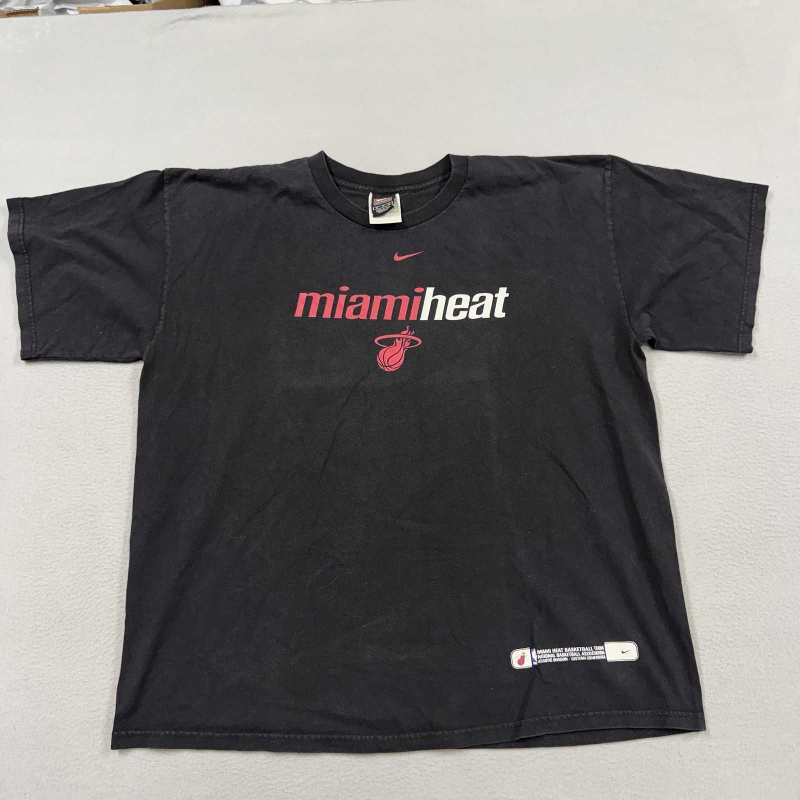 Vintage Miami Heat Shirt Mens XL Black NBA Basketball Made In USA Nike 90s
