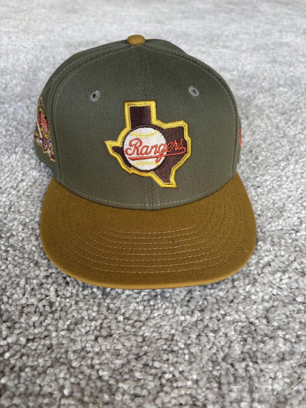 New Era 59FIFTY Texas Rangers Cooperstown Collection Fitted Hat 7 1/4 Olive Brow