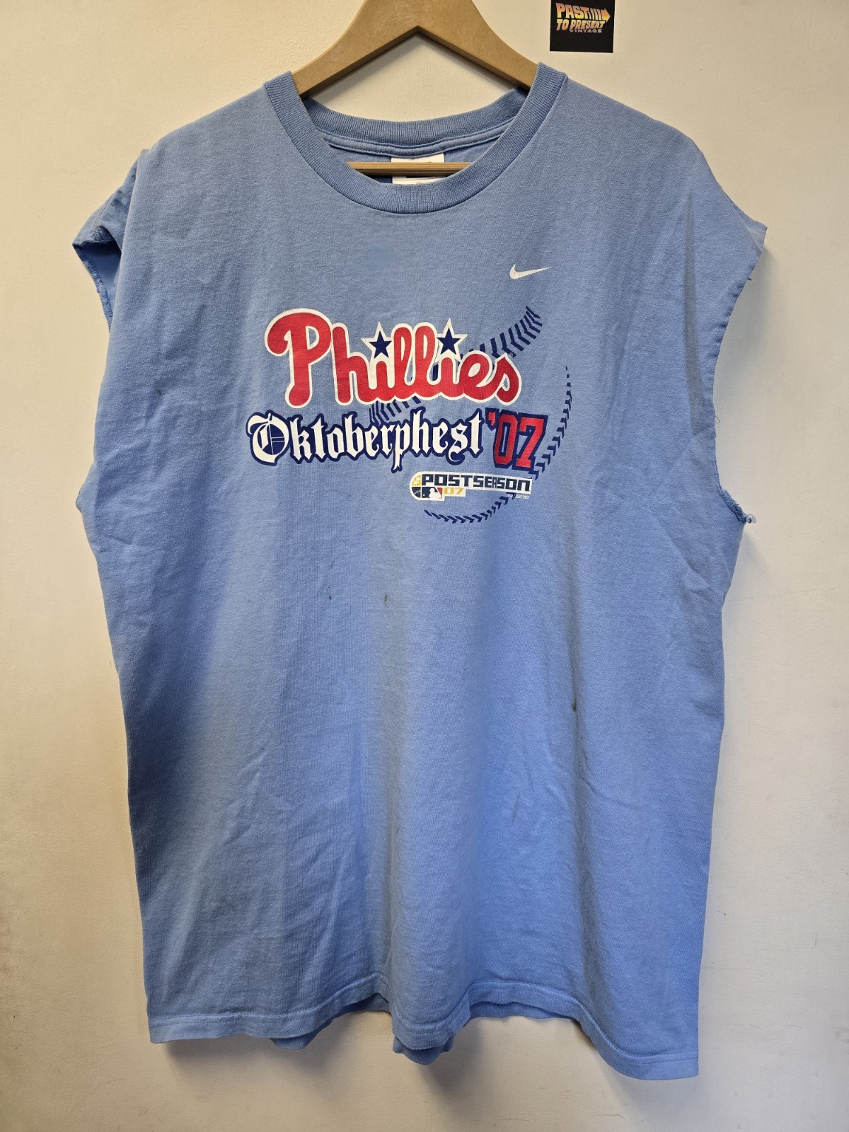 2000s 2007 Philadelphia Phillies Oktoberphest Cutoff T Shirt XL Chopped Nike