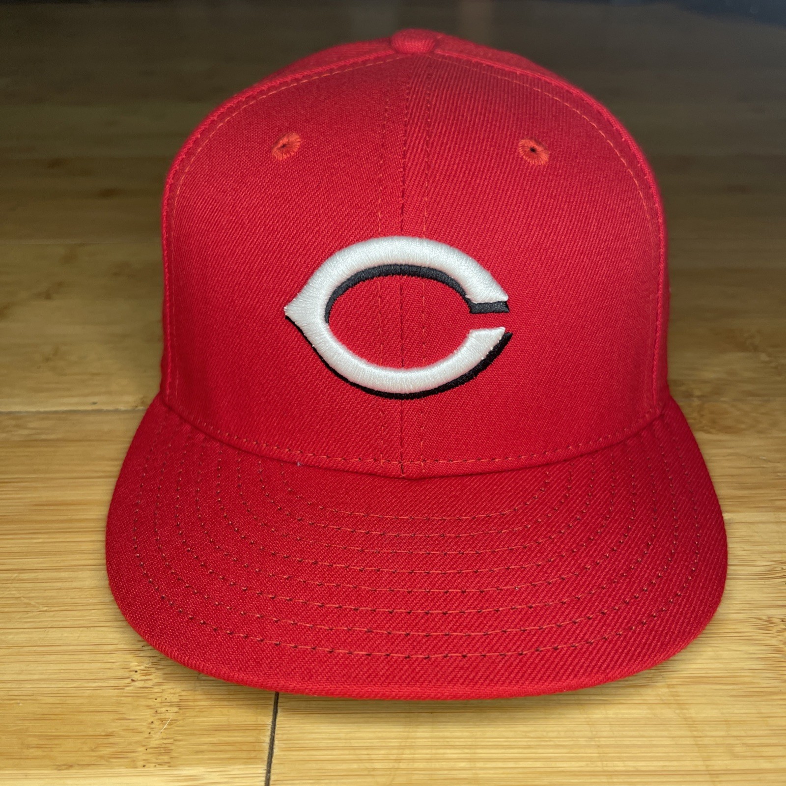 New Era 59FIFTY Cincinnati Reds September 11th 9/11/01 USA Fitted 7 1/8 Hat EUC