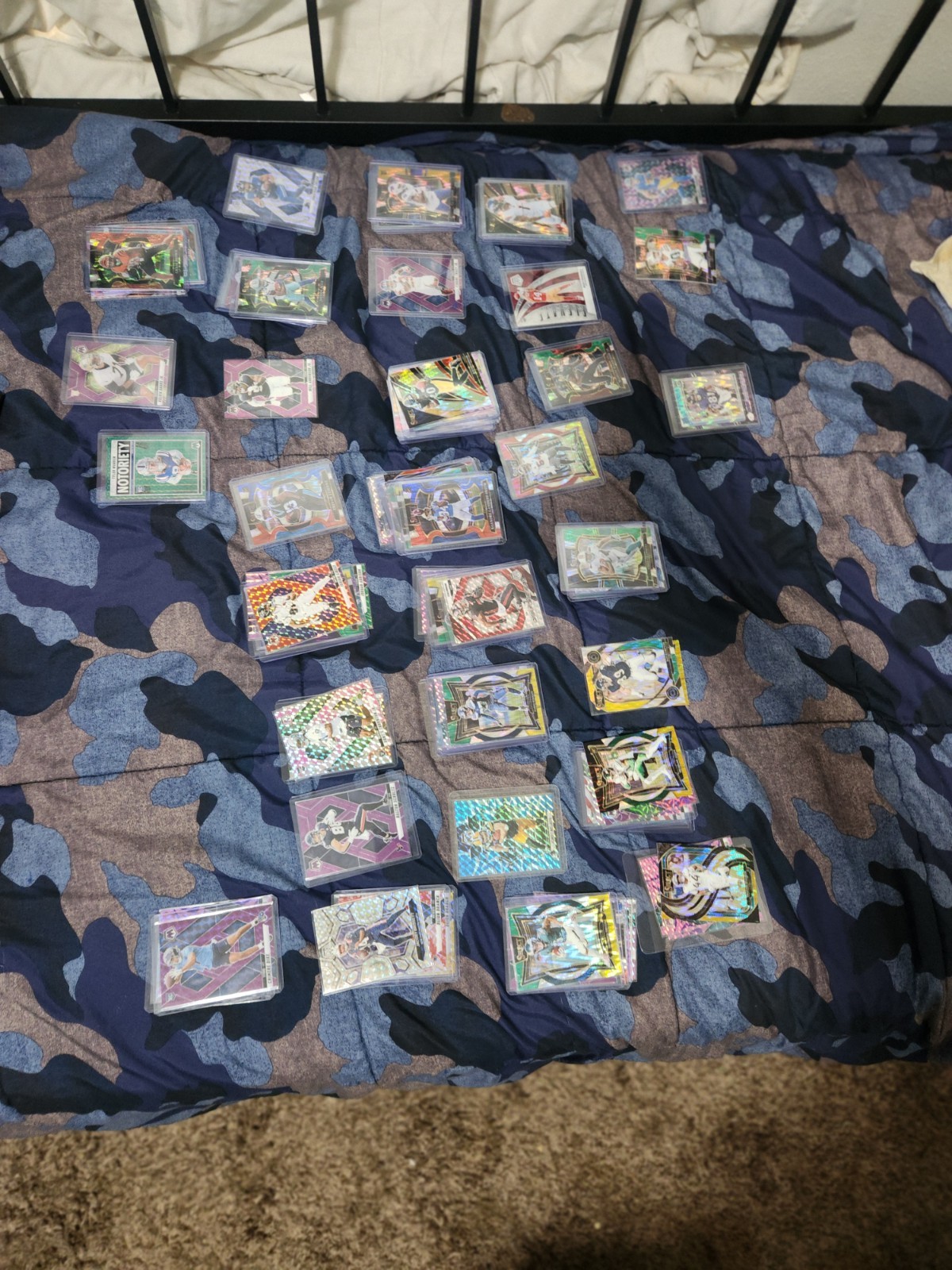 100 CARD LOT Mosaic Inserts And Shocks RANGING FROM 1.00 -5.00 CARDS Top Loaded