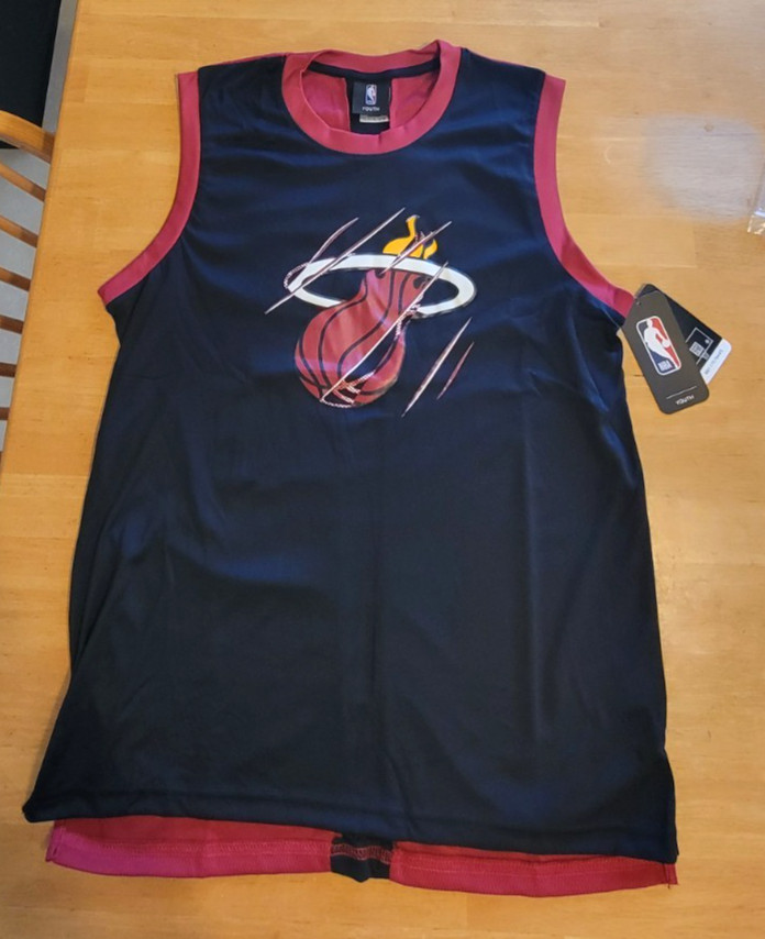 Miami Heat Youth XL 18-20 Black & Red NBA Basketball Jersey
