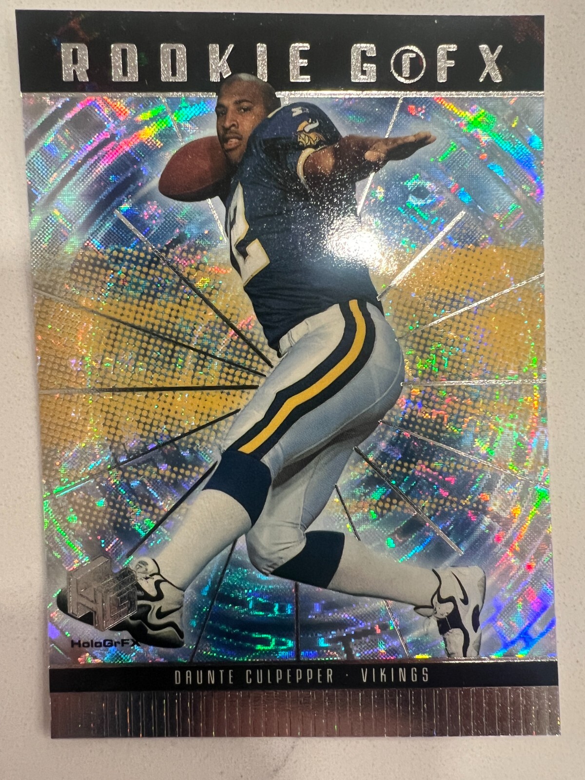 QTY: 1999 Upper Deck HoloGrFx – Daunte Culpepper ( Vikings ) Rookie RC #69