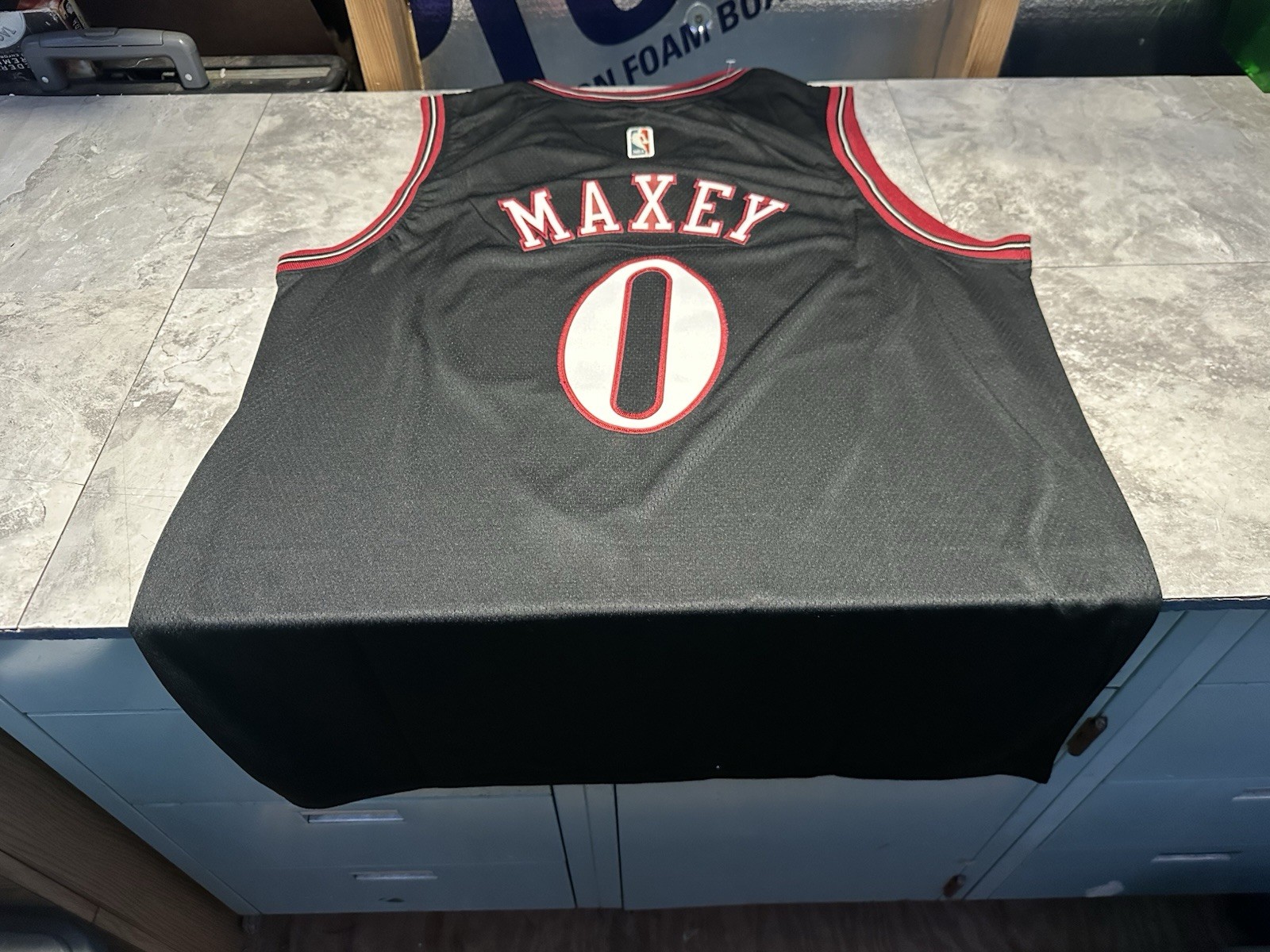 NWT Nike Swingman Tyrese Maxey Philadelphia Sixers 76ers Jersey Small