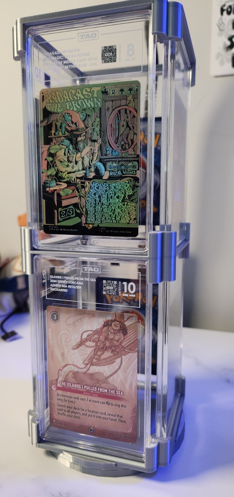 Graded Card Stand – Compatible with TAG – Turnable 360 Card Display – SlabTower