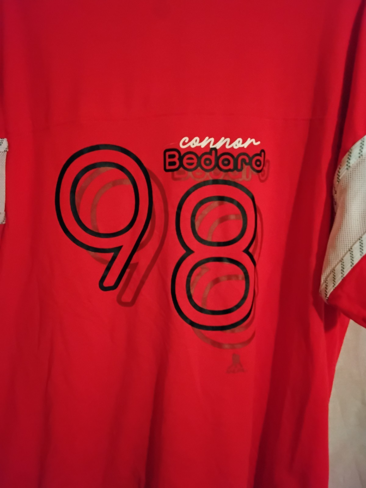 CHICAGO BLACKHAWKS SHIRT CONNOR BEDARD WOMENS SIZE 16/18 XL NWT