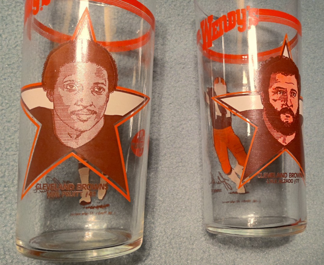 1981 Wendy’s Cleveland Browns Dr. Pepper Mike Pruitt, Lyle Alzado 16oz Glass Lot