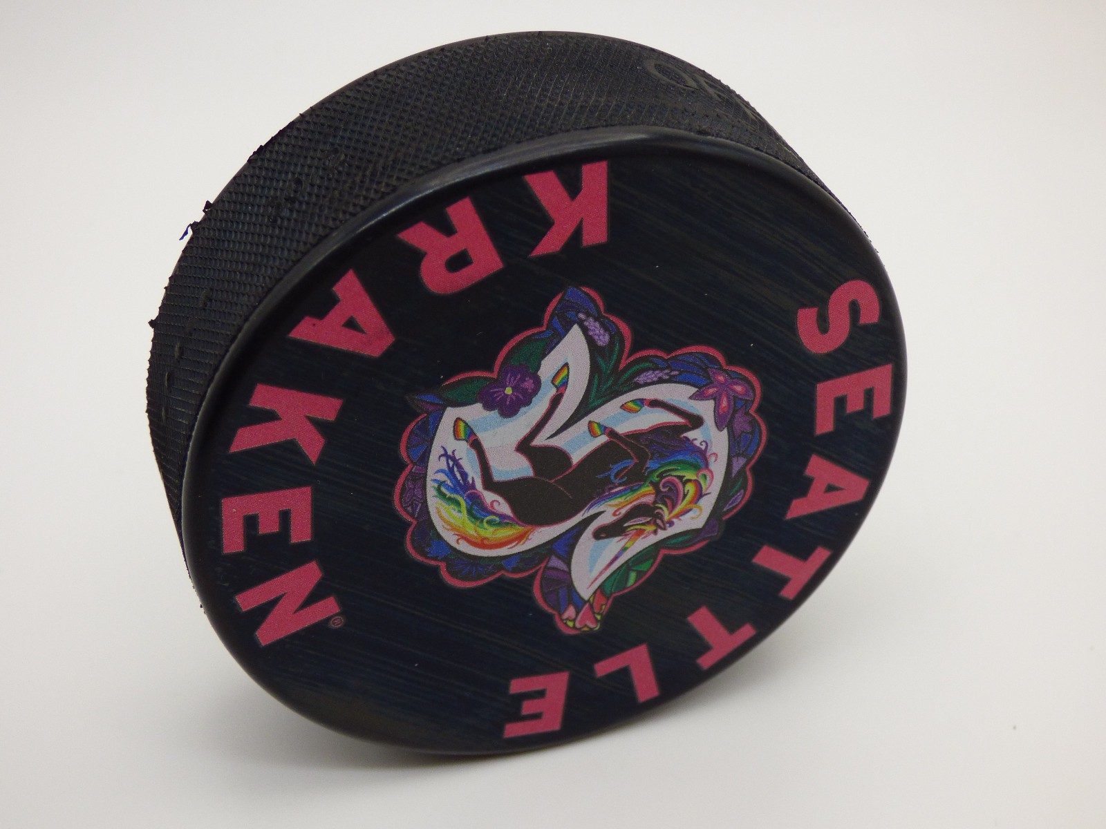 Seattle Kraken – 2025-26 Common Thread – Pride Night – Puck [Black]